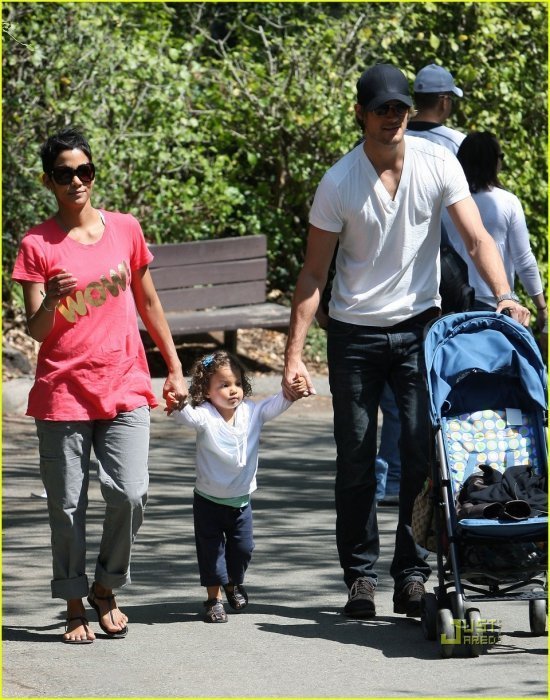 Холли Берри