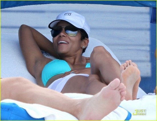 Холли Берри