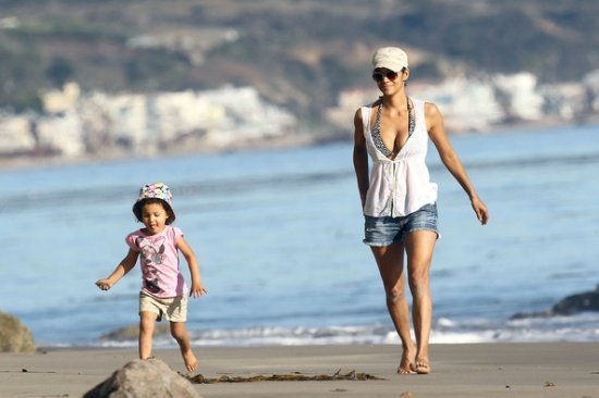 Холли Берри