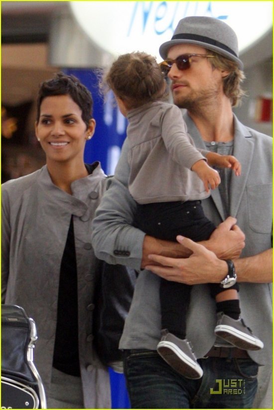 Холли Берри