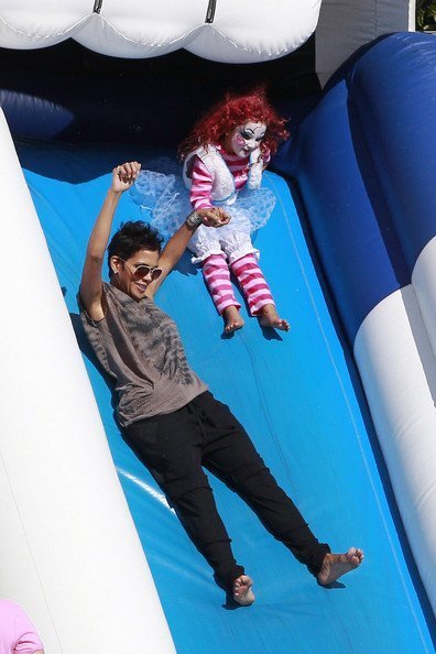 Холли Берри