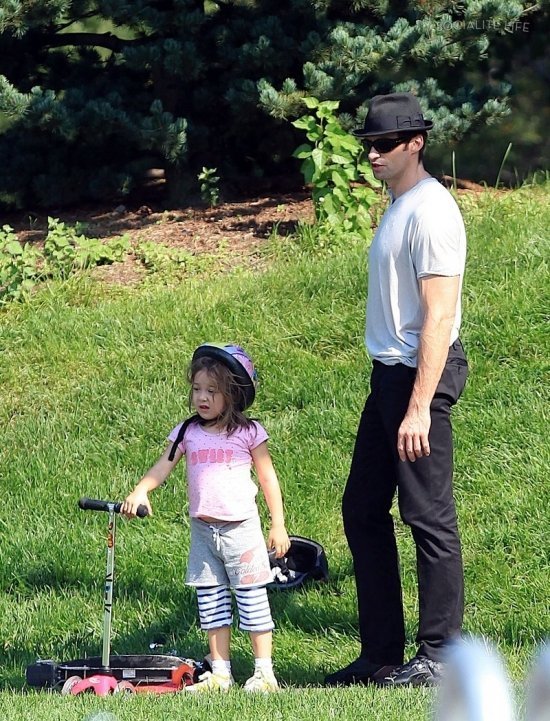 Хью Джекман с детьми