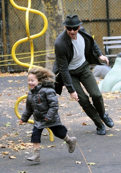 Хью Джекман с детьми