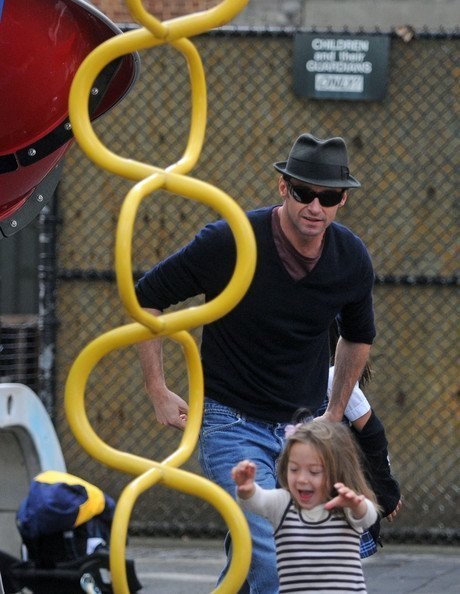 Хью Джекман с детьми