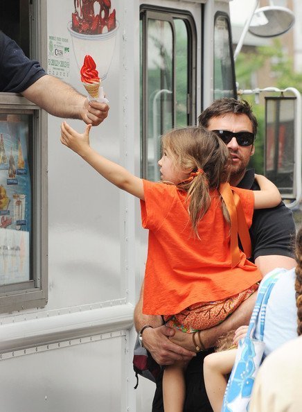 Хью Джекмен и Ава