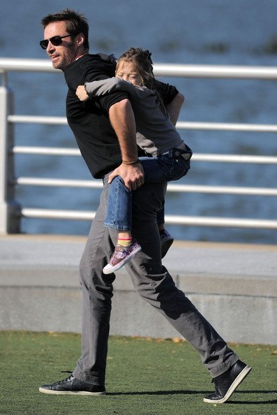 Хью Джекмен и Ава