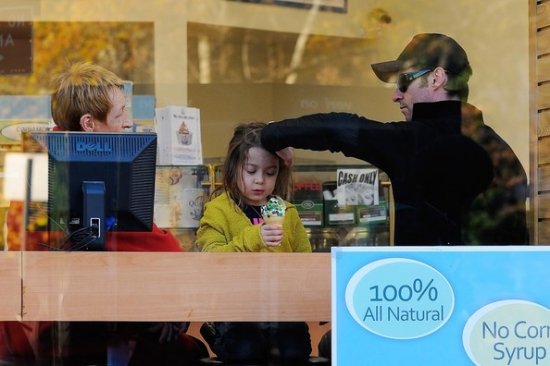 Хью Джекмен и Ава