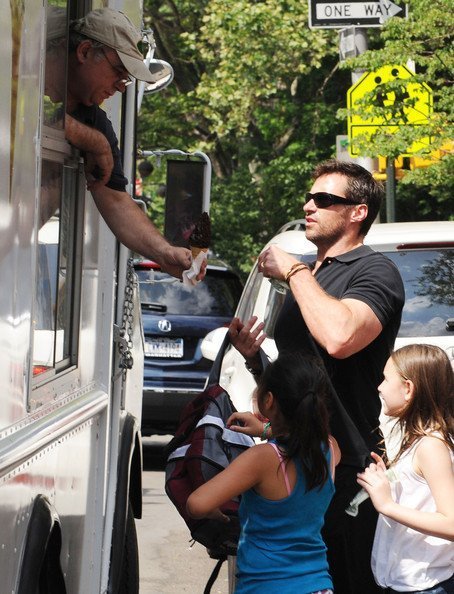 Хью Джекмен и Ава