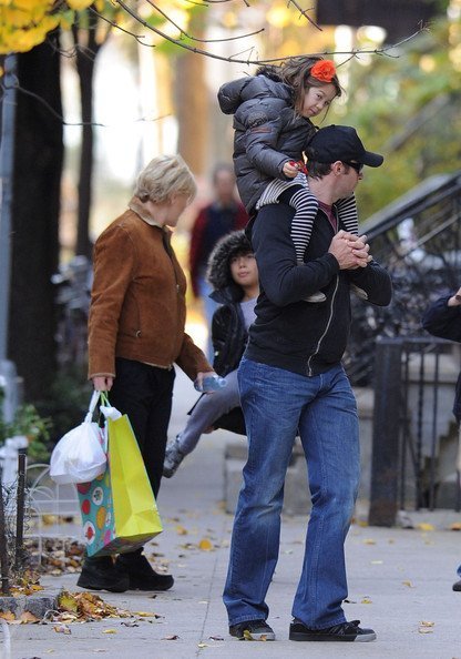 Хью Джекмен с семьей