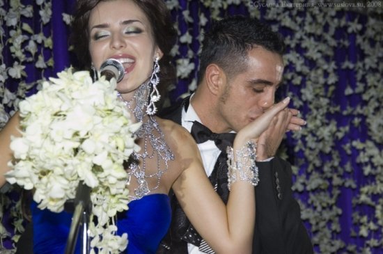 Юлия Образцова на дне рождения Fresh Art