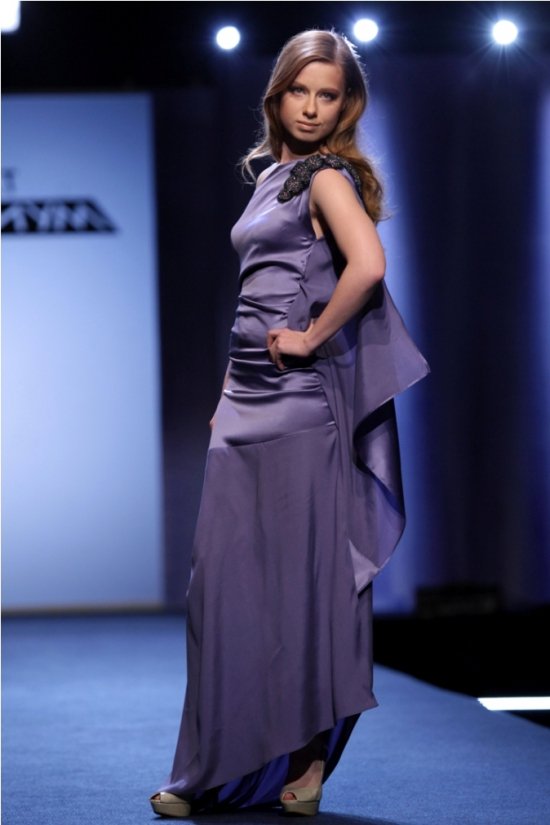 Юля Савичева