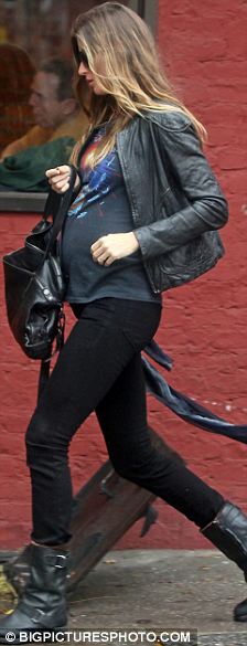 Жизель Бундхен3