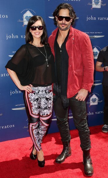 Звезды на вечеринке John Varvatos 2013 Stuart House Benefit