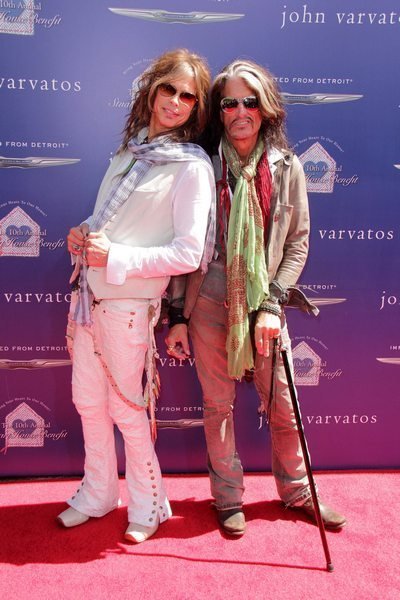 Звезды на вечеринке John Varvatos 2013 Stuart House Benefit