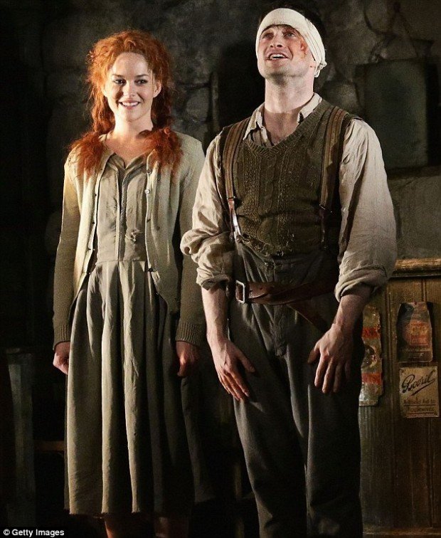 article-0-1D3A63CC00000578-134_634x774