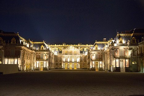 Versailles-night-inline