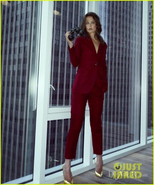 katie-holmes-dujour-magazine-01