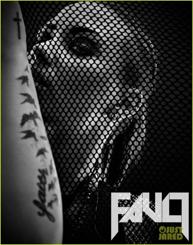 demi-lovato-flaunt-magazine-role-model-02