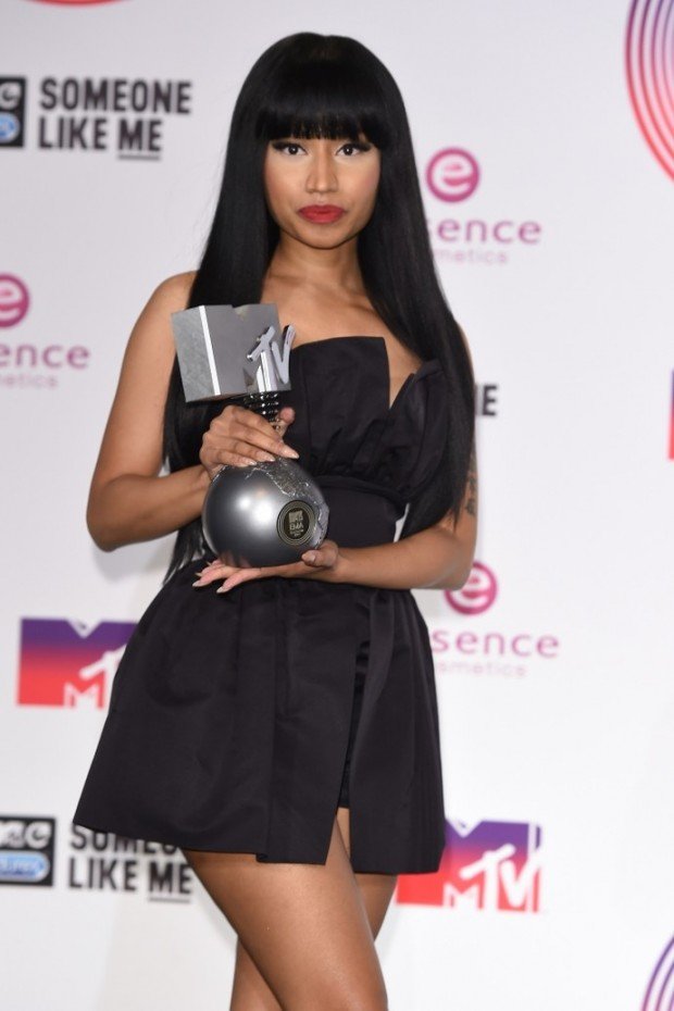 690x1035_1_b640c35e3f6a1119f9a47cea0d7abe57@700x1050_0xd42ee42a_19574277131415601695