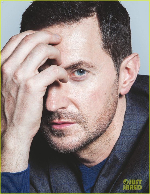 richard-armitage-james-bond-da-man-cover-06