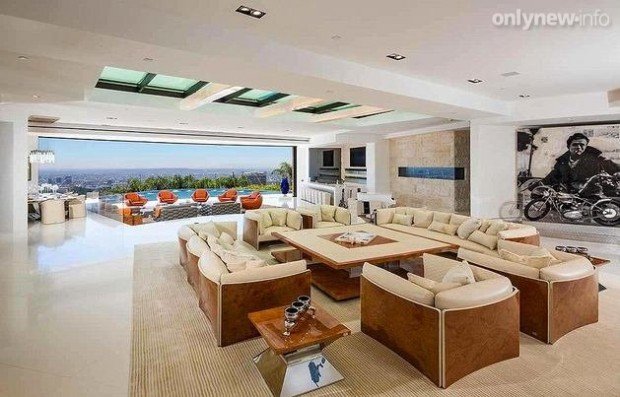 1418126160_56eb63b7d44abdbed7405273827321381d3de5c1