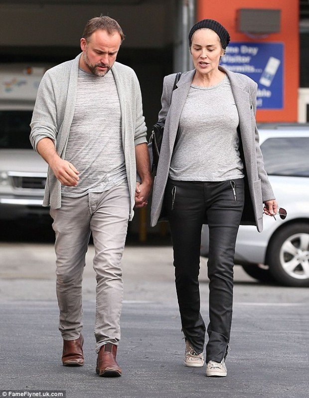 242D771600000578-2881564-image-a-67_1419059481347