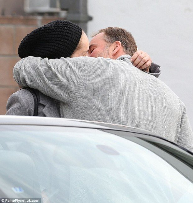 242D77F400000578-2881564-image-a-61_1419058842073