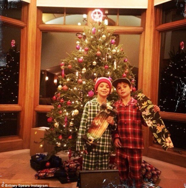 24421E1900000578-0-image-m-22_1419528011252