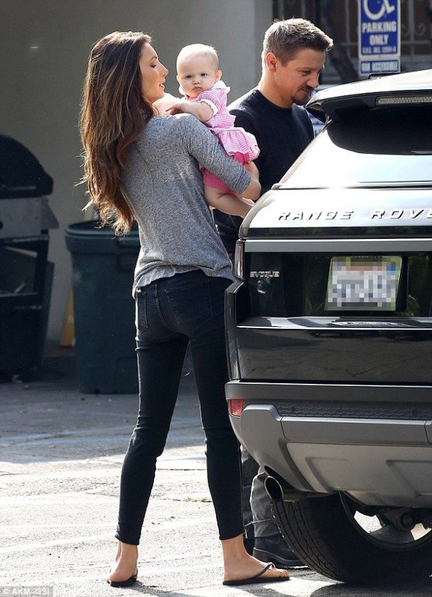 article-0-1BEBCDA1000005DC-225_634x877