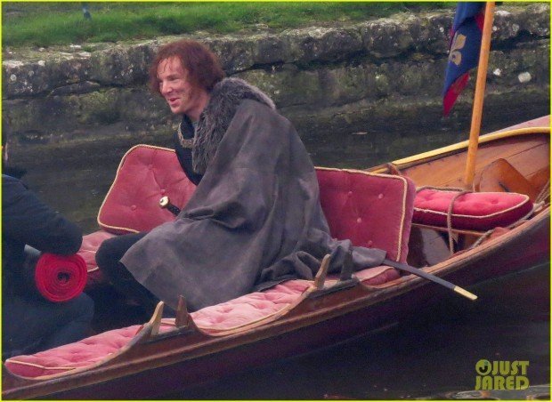 benedict-cumberbatch-red-hair-filming-04