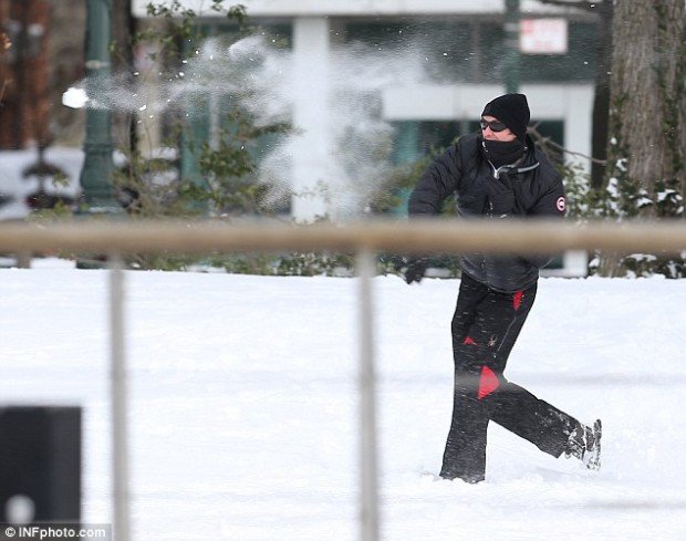 25207CDD00000578-0-image-m-35_1422409179728