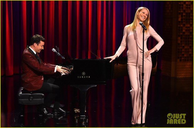 gwyneth-paltrow-sings-broadway-versions-of-rap-songs-01