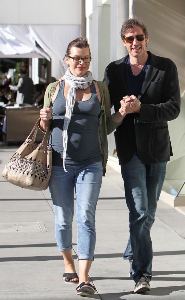 rs_634x1024-141105161920-634.Milla-Jovovich-Paul-W.S.-Anderson.ms.110514