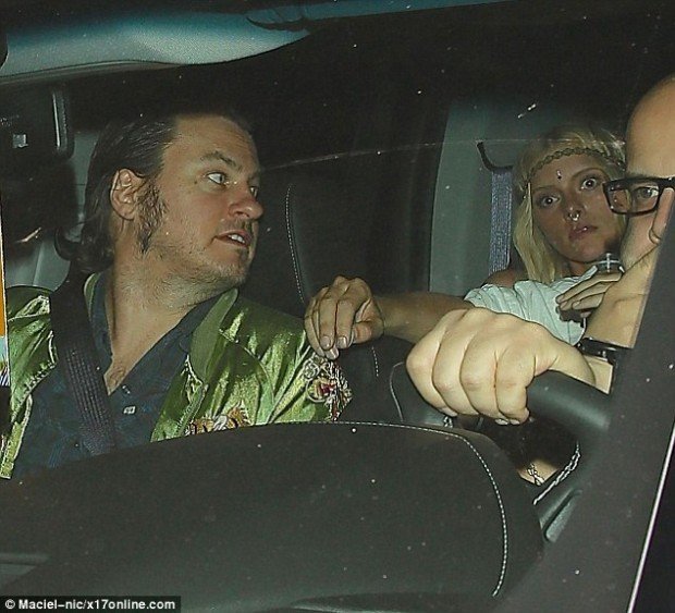 277DC76900000578-3044051-image-m-26_1429299398943