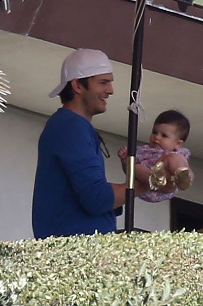 *EXCLUSIVE* **NO WEB** Ashton Kutcher and Mila Kunis introduce baby Wyatt to their celebrity friends **MUST CALL FOR PRICING**