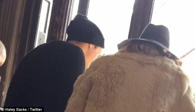 25C8603500000578-0-image-m-2_1424225735050