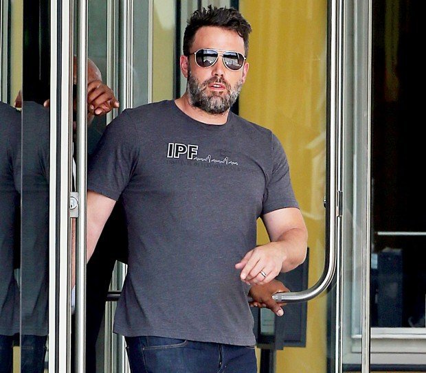 1436484812_spl1072316_015_ben-affleck-zoom