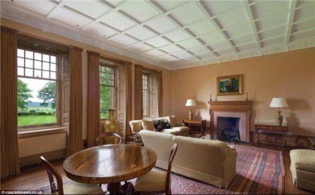 2B3DD82F00000578-3192084-image-a-31_1439198793756