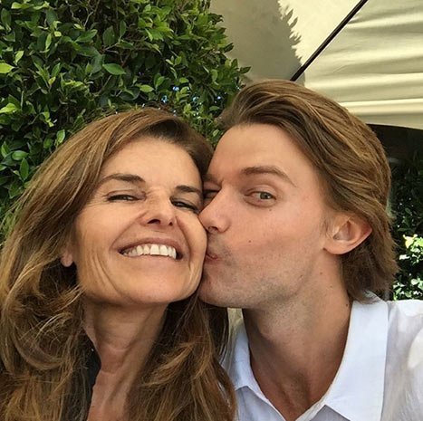 patrick-schwarzenegger-g