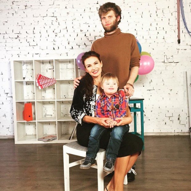 9f4825bfd31b2bd9bdefa3b81ef0acdb_fitted_740x740