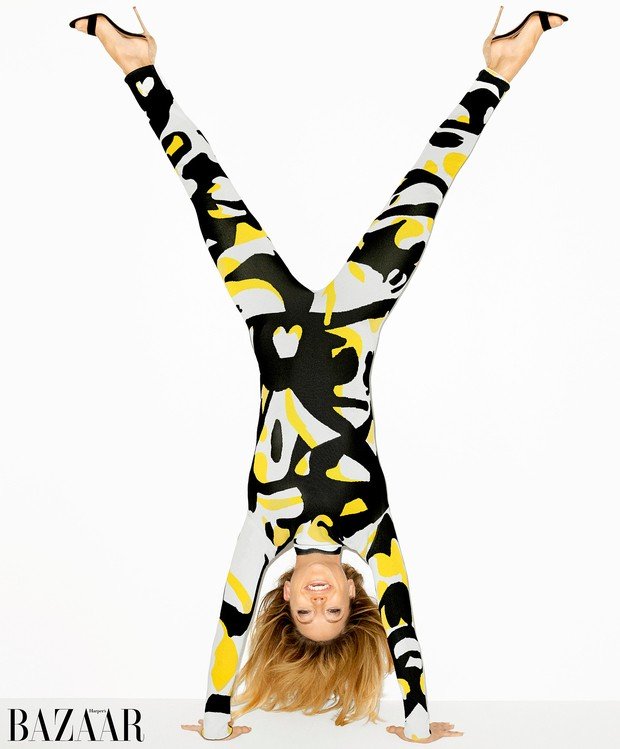 kate-hudson-inside-yellow-black-zoom-d4ffbfdc-2c9b-4448-9cf5-d34844ba9010