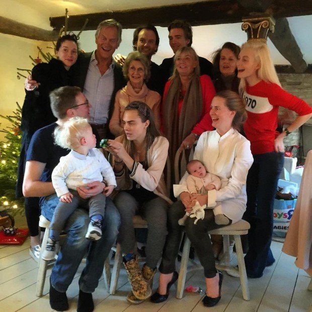 12328175_1527260900925997_1577560876_n