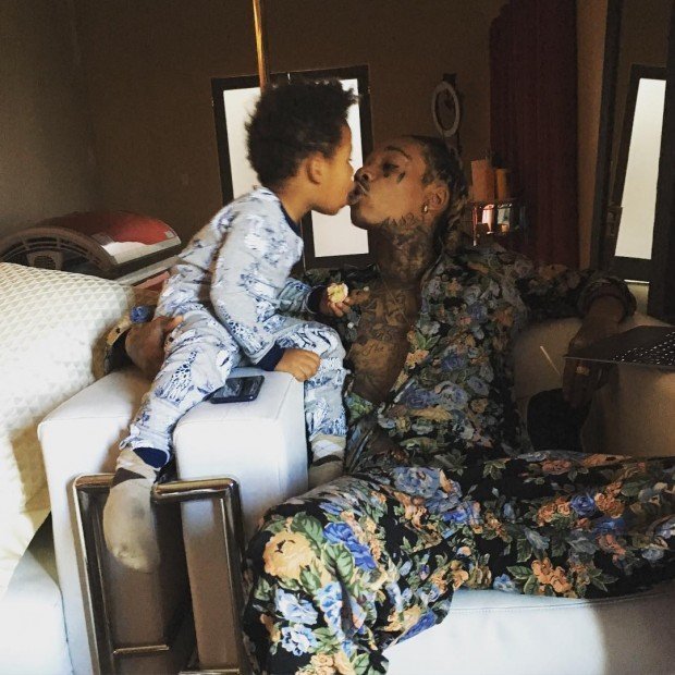 Уиз Халифа с сыном