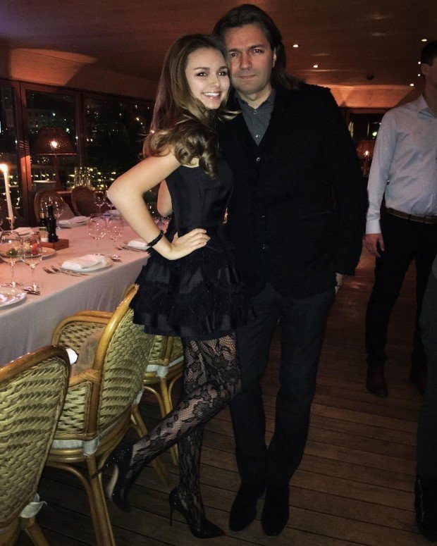 Дмитрий Маликов отдохнул с семьей в самом дорогом отеле в Арабских Эмиратах