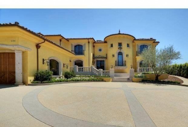 kim-kardashian-kanye-west-bel-air-mansion-fiancial-trouble-divorce-02