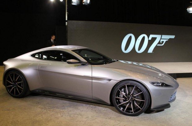 Вещи Джеймса Бонда будут проданы на аукционе