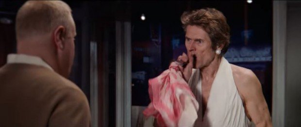 Уиллем Дефо перевоплотился в Мэрилин Монро