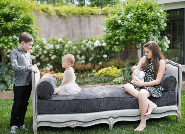 rs_1024x759-160426122333-1024-kelly-clarkson-mv-42616