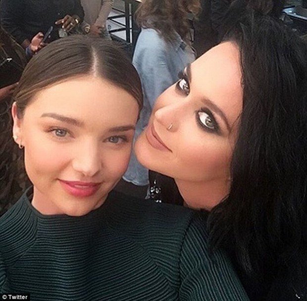 461838adba0bed90ec2683388e5ecb7f