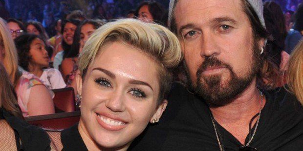 2013 Teen Choice Awards - Backstage And Audience